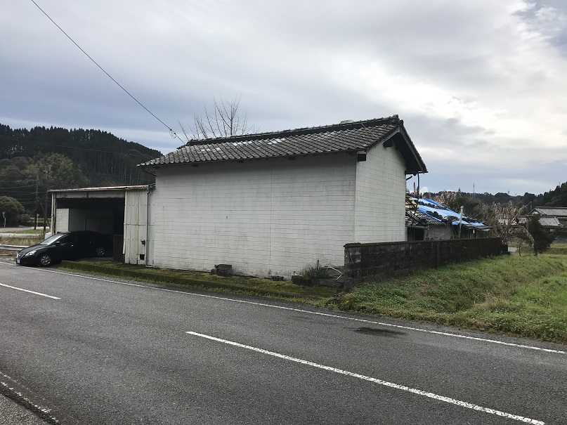 高岡町内山　土地