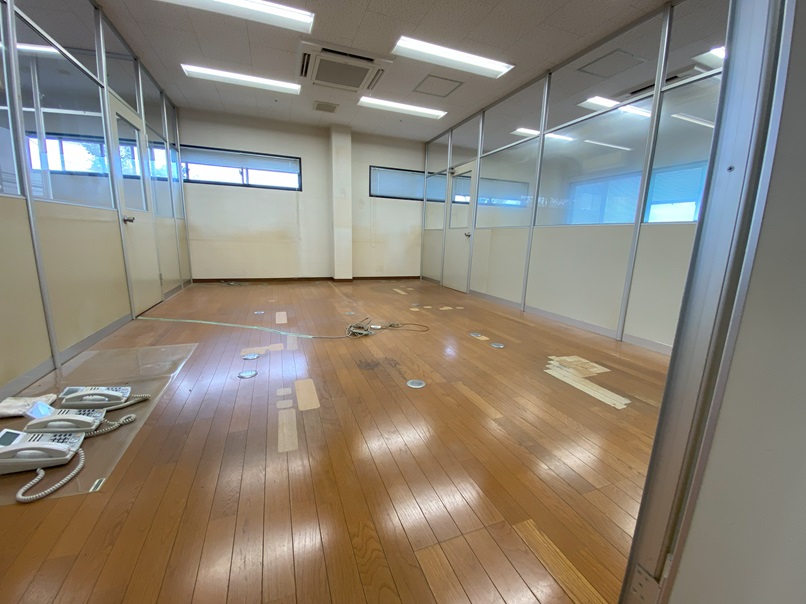 村角町倉庫事務所